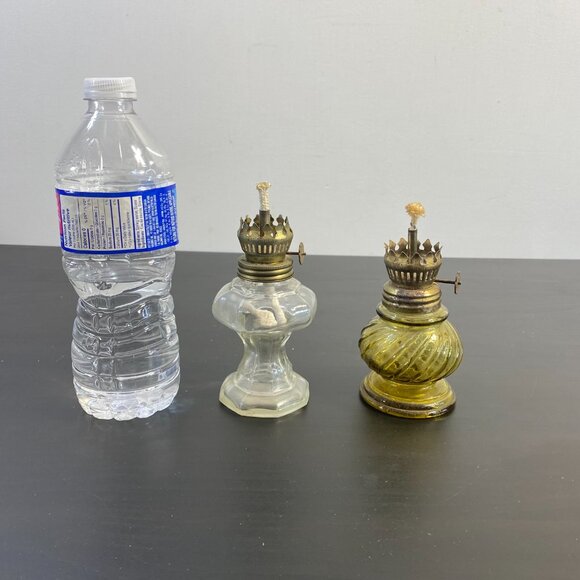Vintage Glass Oil Lamps, Set of Two, Ribbon and Dot, Classic Lantern with Wick. - Picture 6 of 10